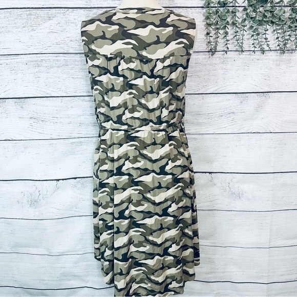 FLAWED Torrid Zip Front Shirt Dress Stretch Challis Camo Plus Size 1 1X 14 16 - Picture 8 of 15